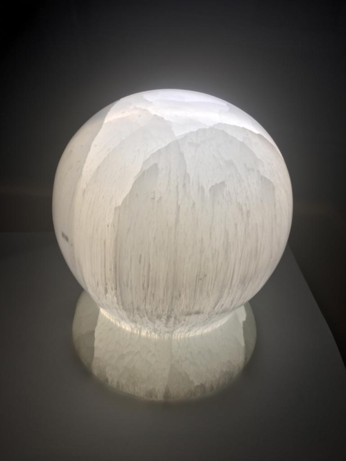 Selenite lamp