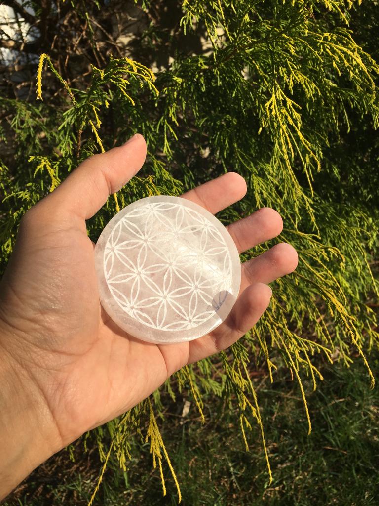 High Quality Selenite Round Charging Plate with engraved Flower of Life ...